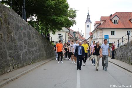 Po dveh letih Kamnik danes v znamenju maturantske četvorke (2)